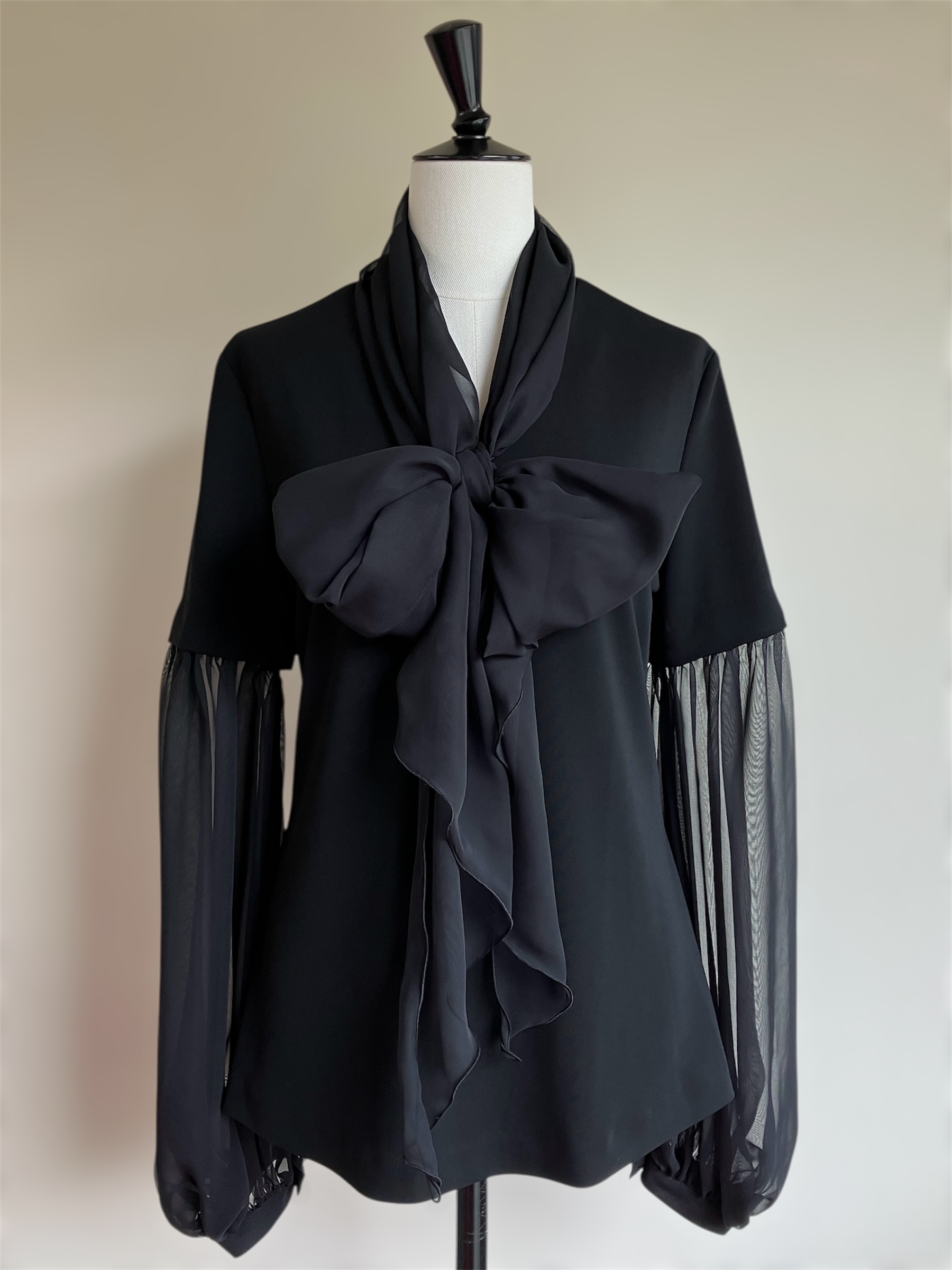 v-8534　　　　　　￥65,000