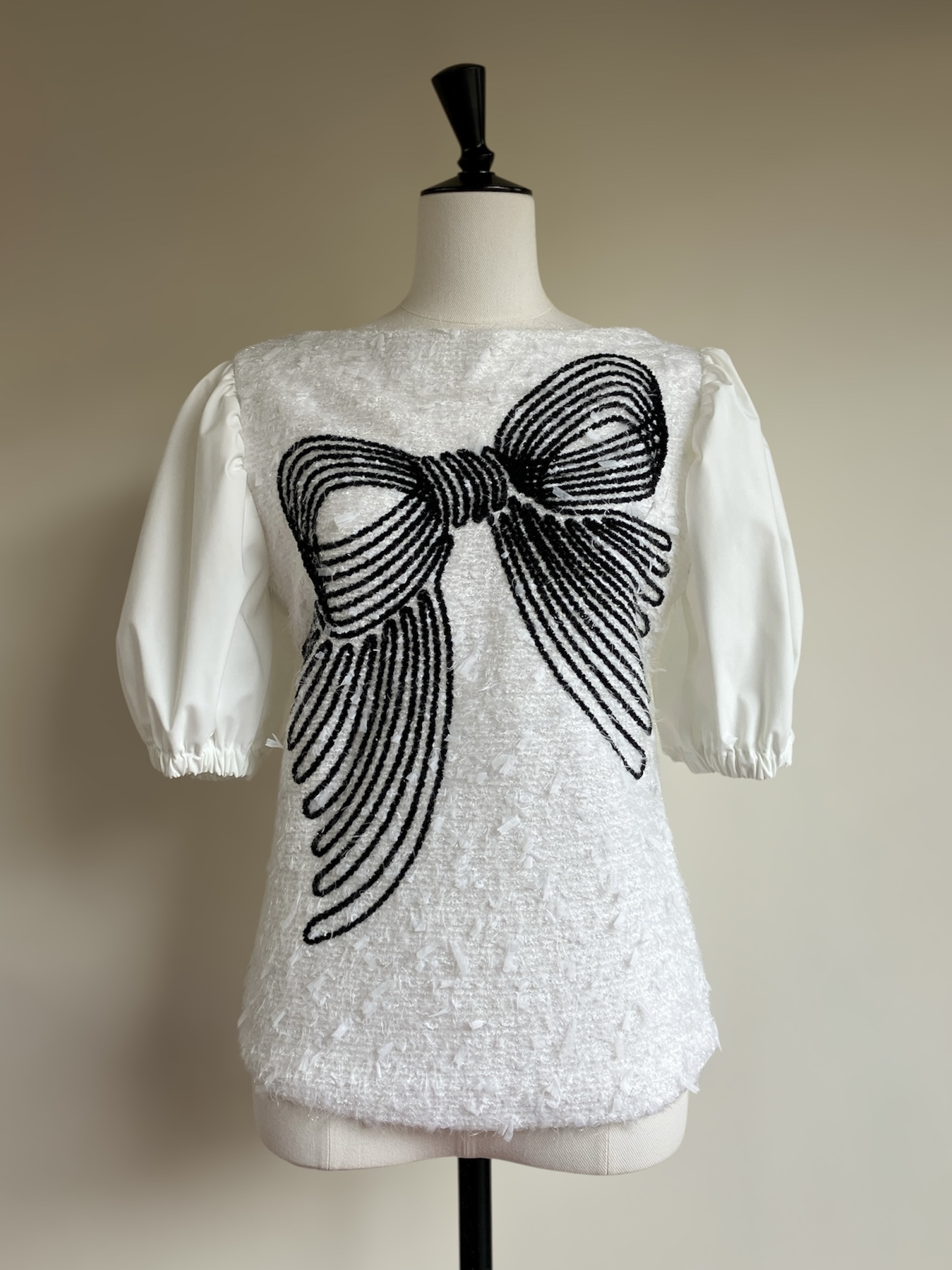 v-8614-09　　　　　　￥65,000